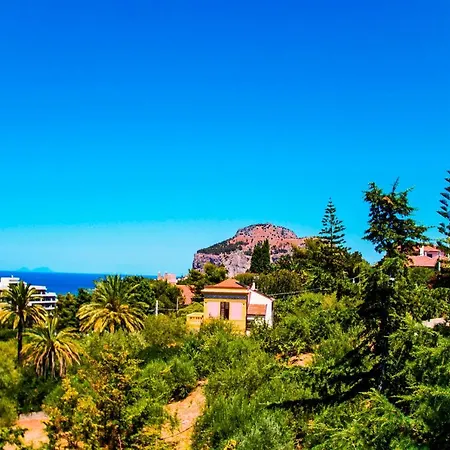 Santa Lucia *